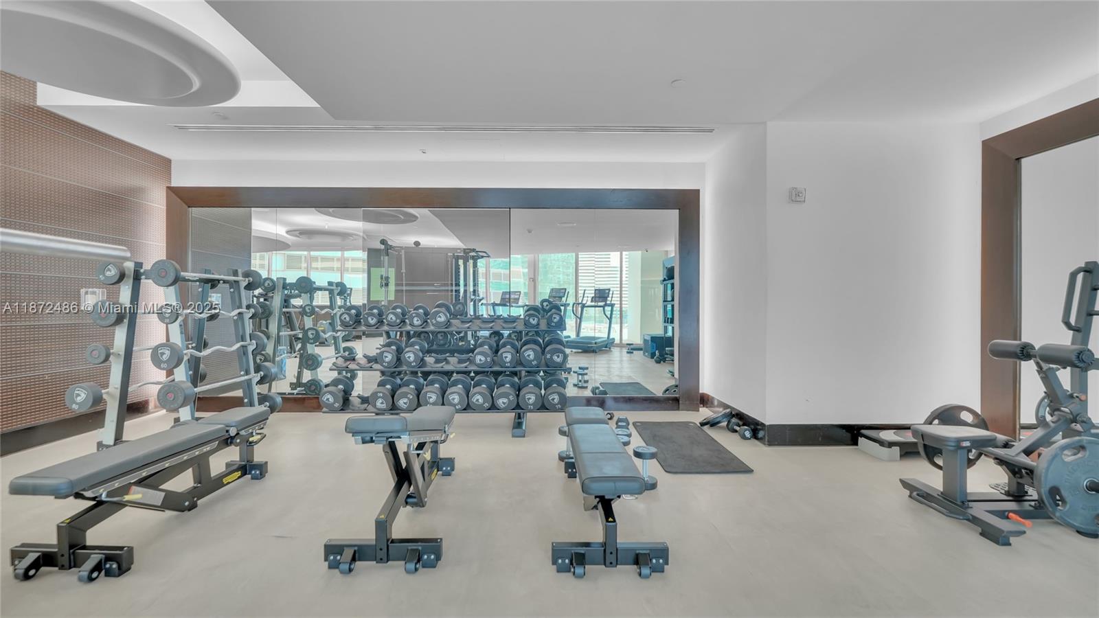 200 Biscayne Boulevard Way #PH5402, Miami FL 33131