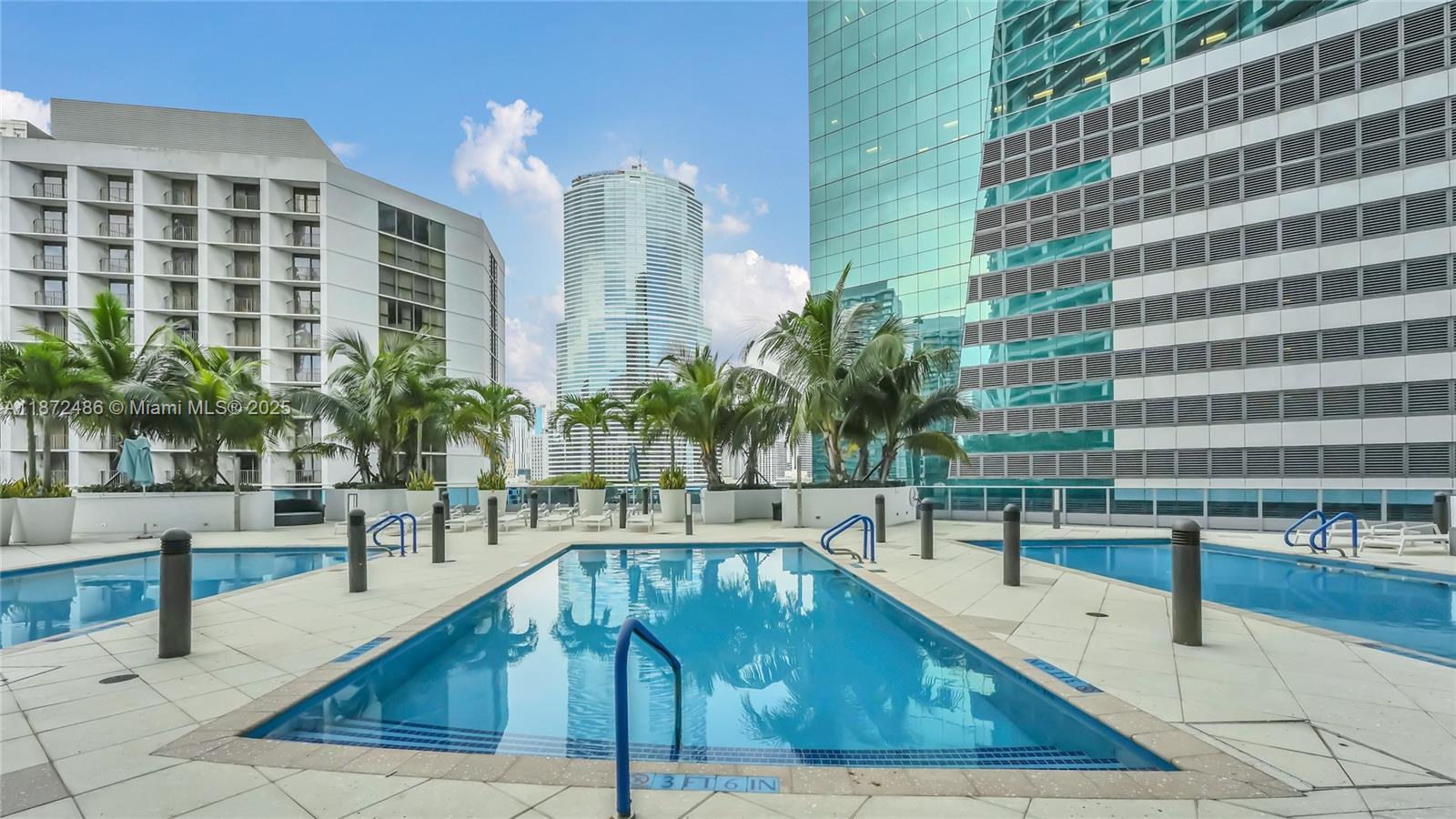 200 Biscayne Boulevard Way #PH5402, Miami FL 33131