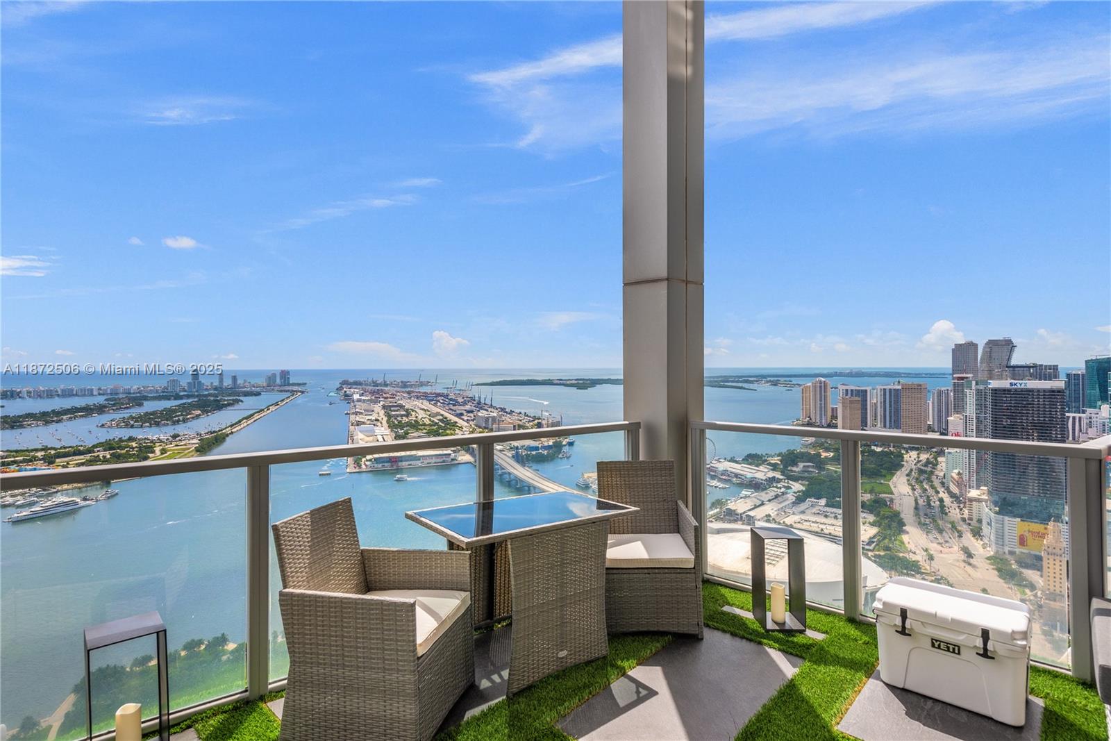 1100 Biscayne Blvd #LPH6105, Miami FL 33132