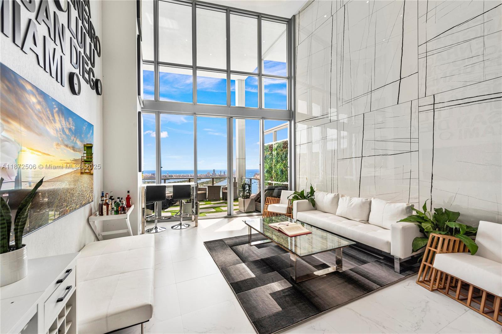 1100 Biscayne Blvd #LPH6105, Miami FL 33132
