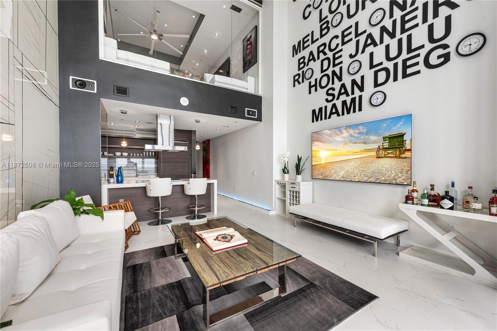 1100 Biscayne Blvd #LPH6105, Miami FL 33132