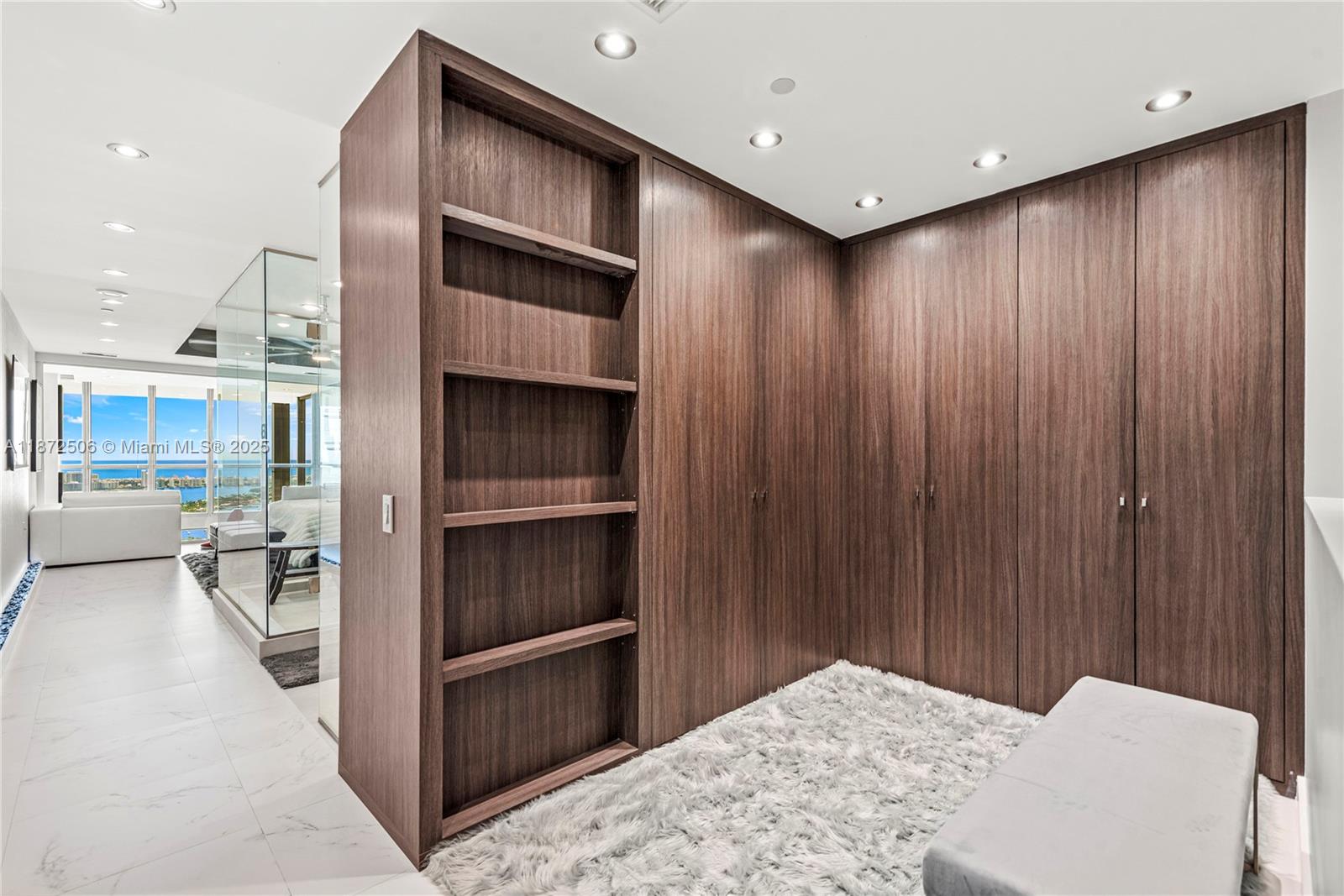 1100 Biscayne Blvd #LPH6105, Miami FL 33132