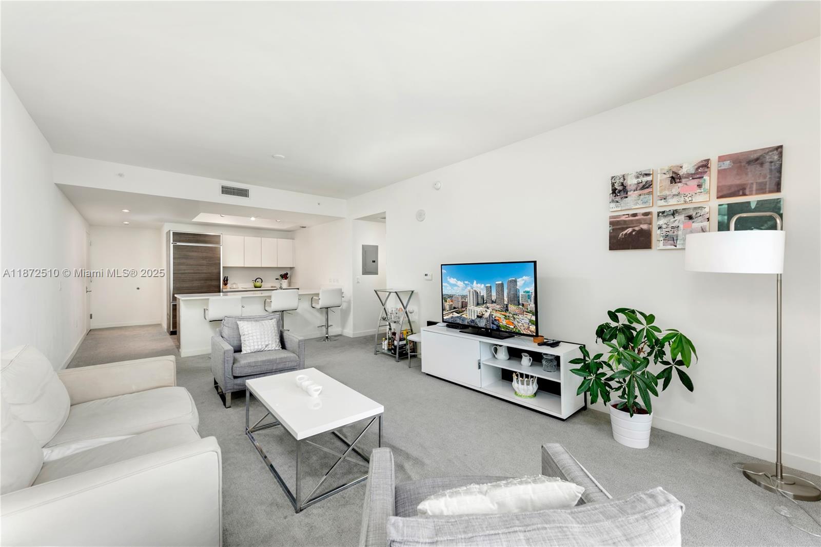1100 S Miami Ave #2707, Miami FL 33130