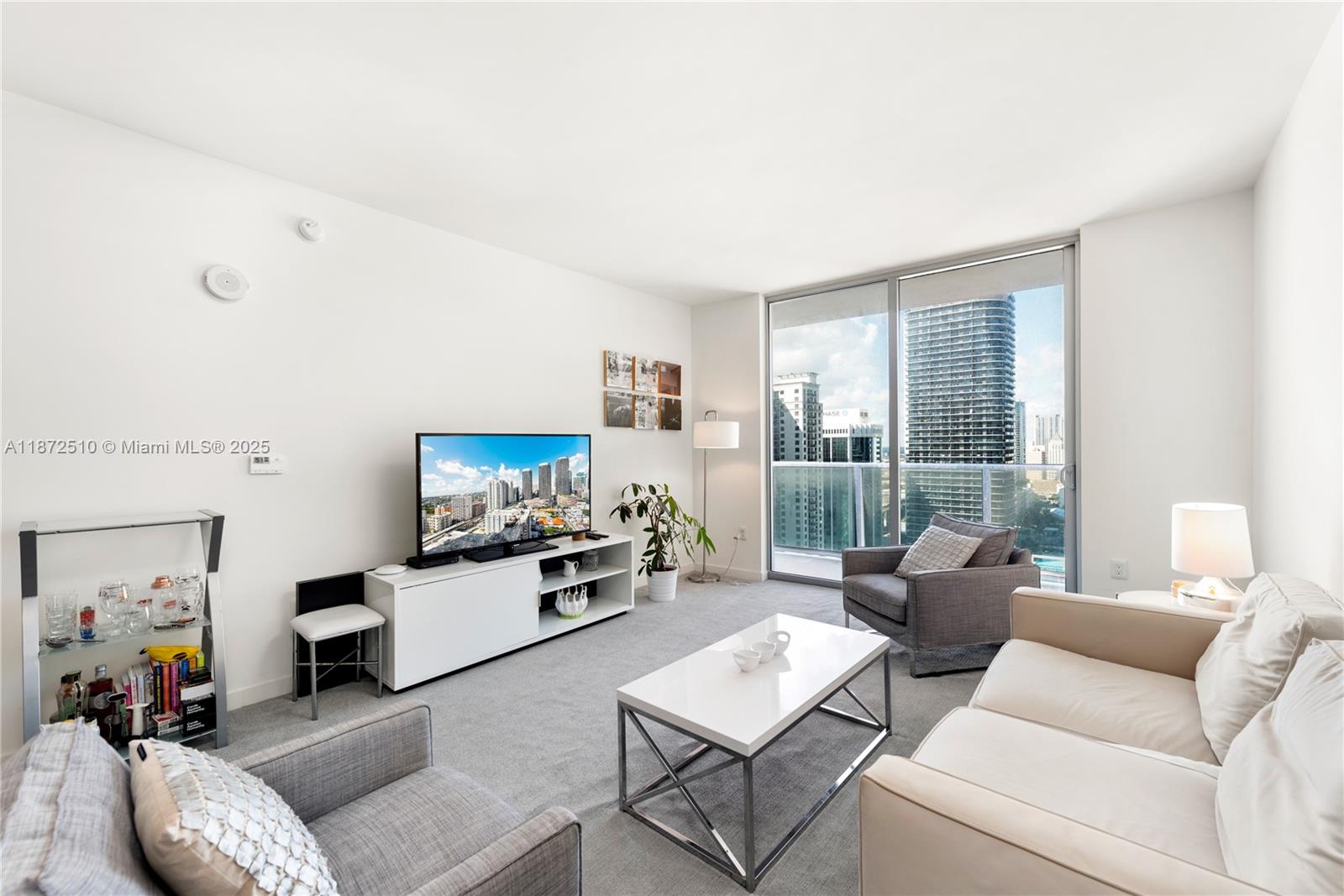 1100 S Miami Ave #2707, Miami FL 33130