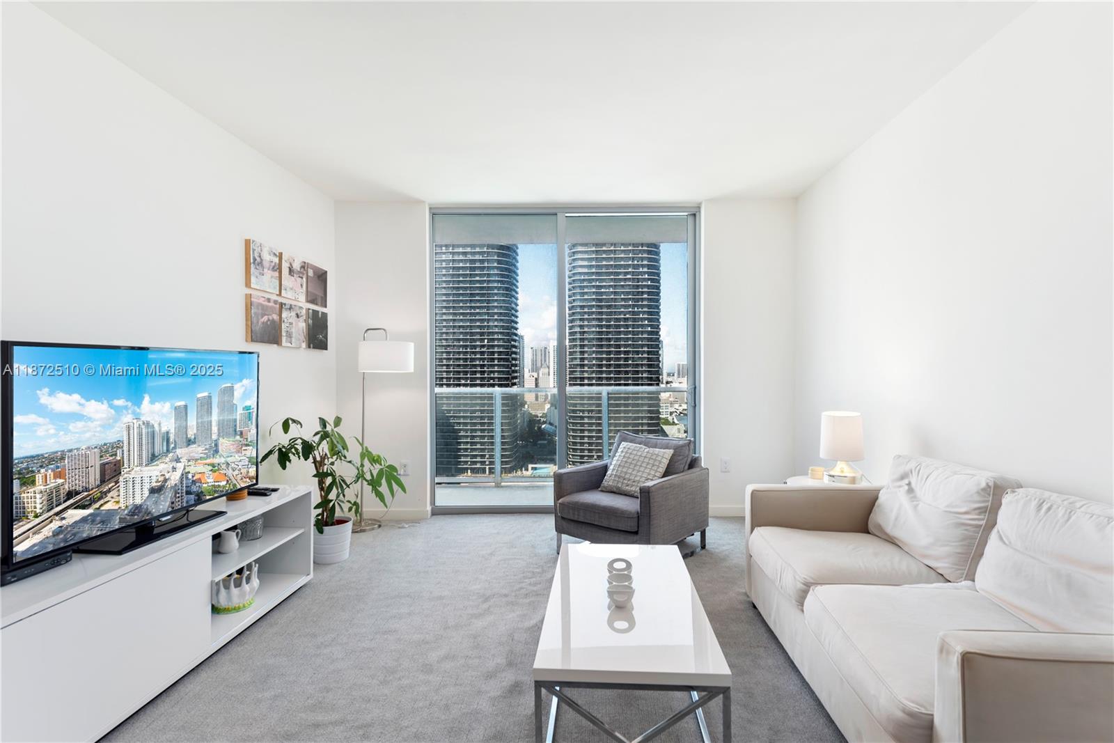 1100 S Miami Ave #2707, Miami FL 33130