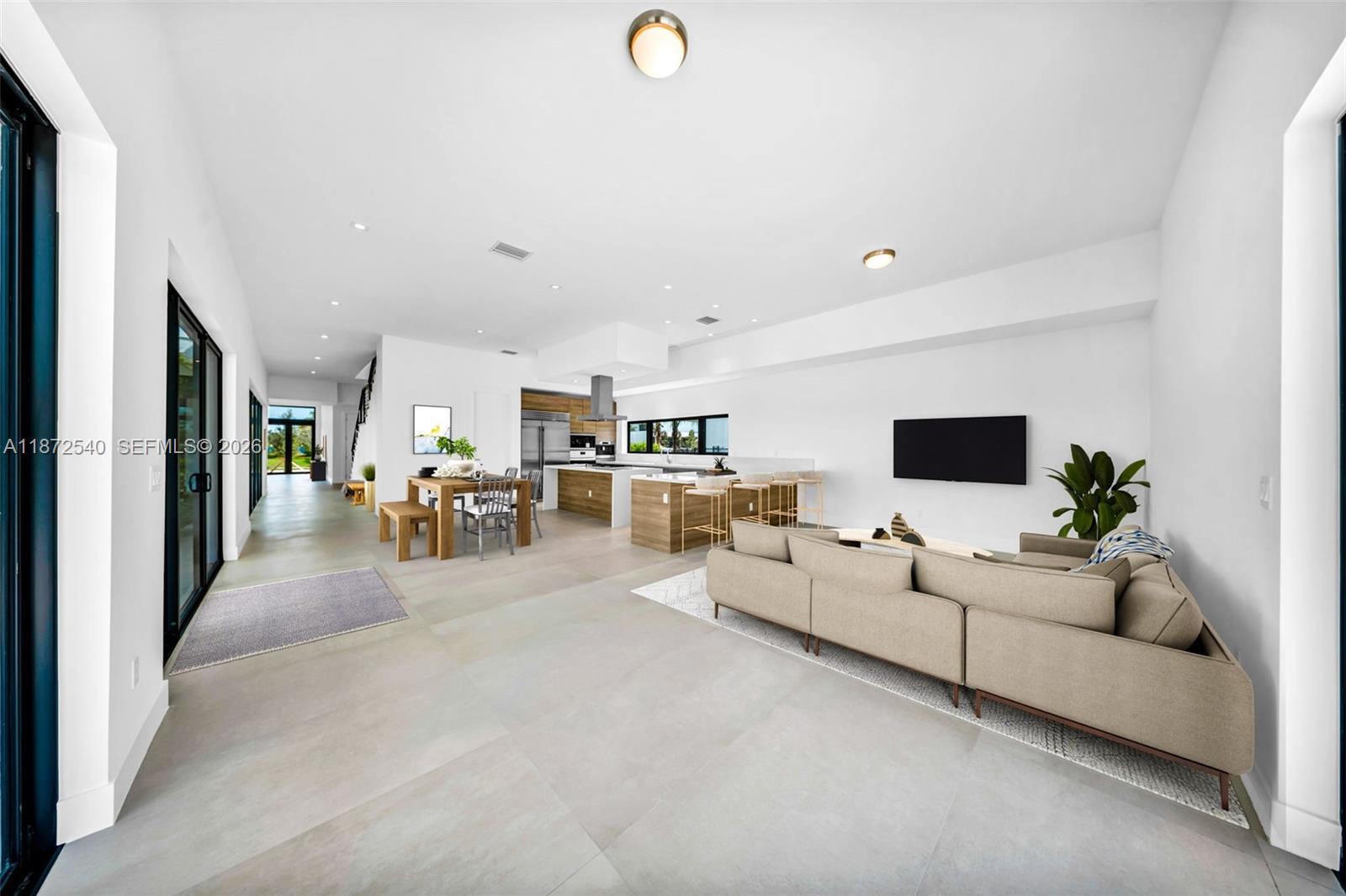16740 N Botaniko Dr N, Weston FL 33326