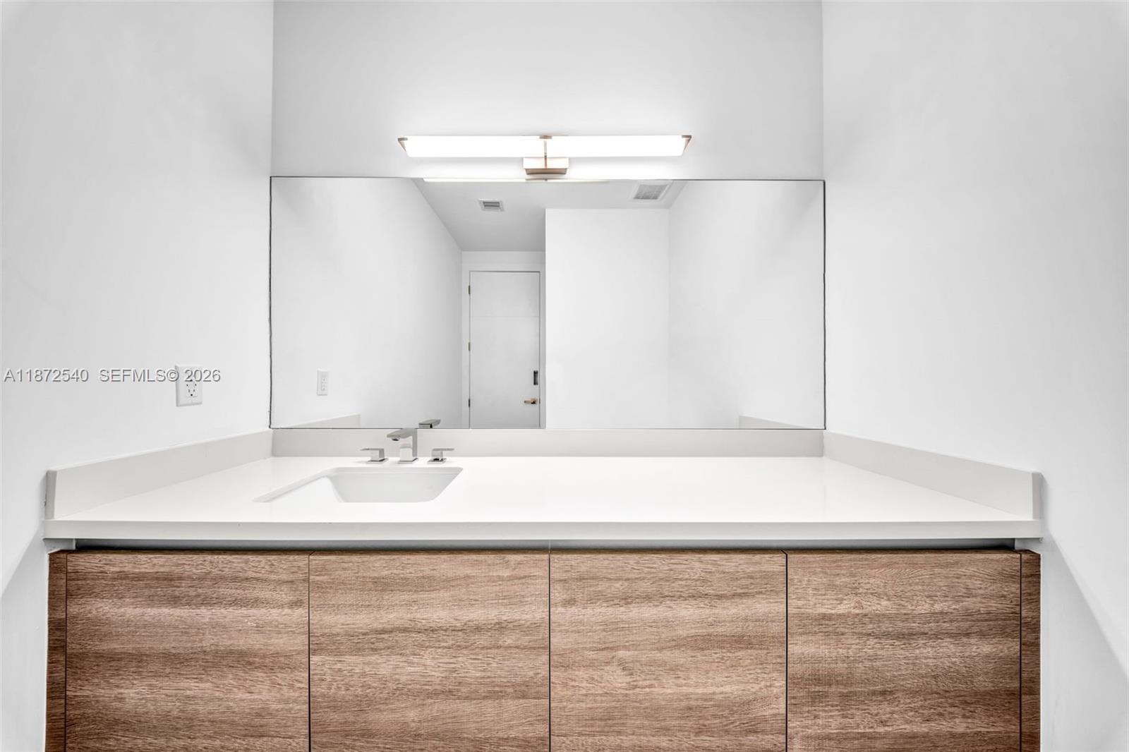 16740 N Botaniko Dr N, Weston FL 33326