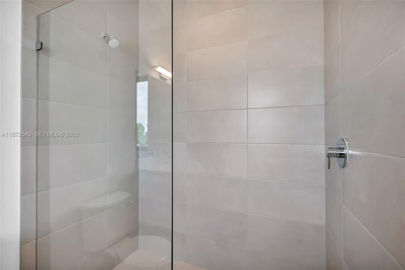 16740 N Botaniko Dr N, Weston FL 33326
