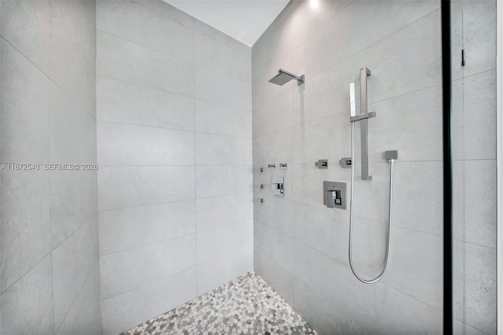 16740 N Botaniko Dr N, Weston FL 33326