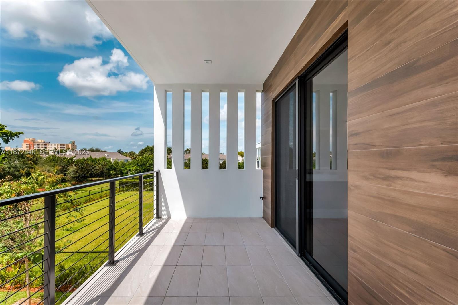 16740 N Botaniko Dr N, Weston FL 33326