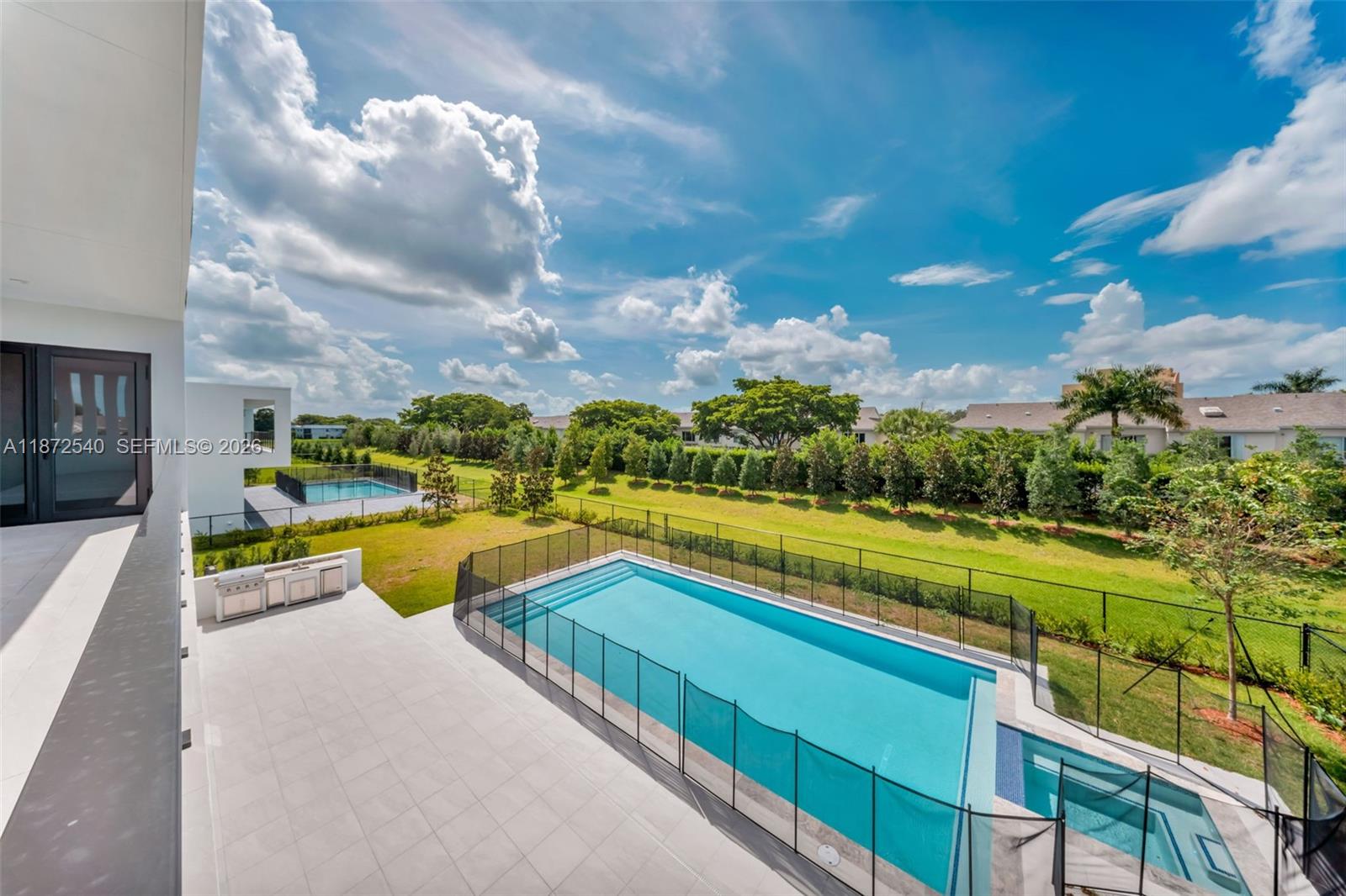 16740 N Botaniko Dr N, Weston FL 33326