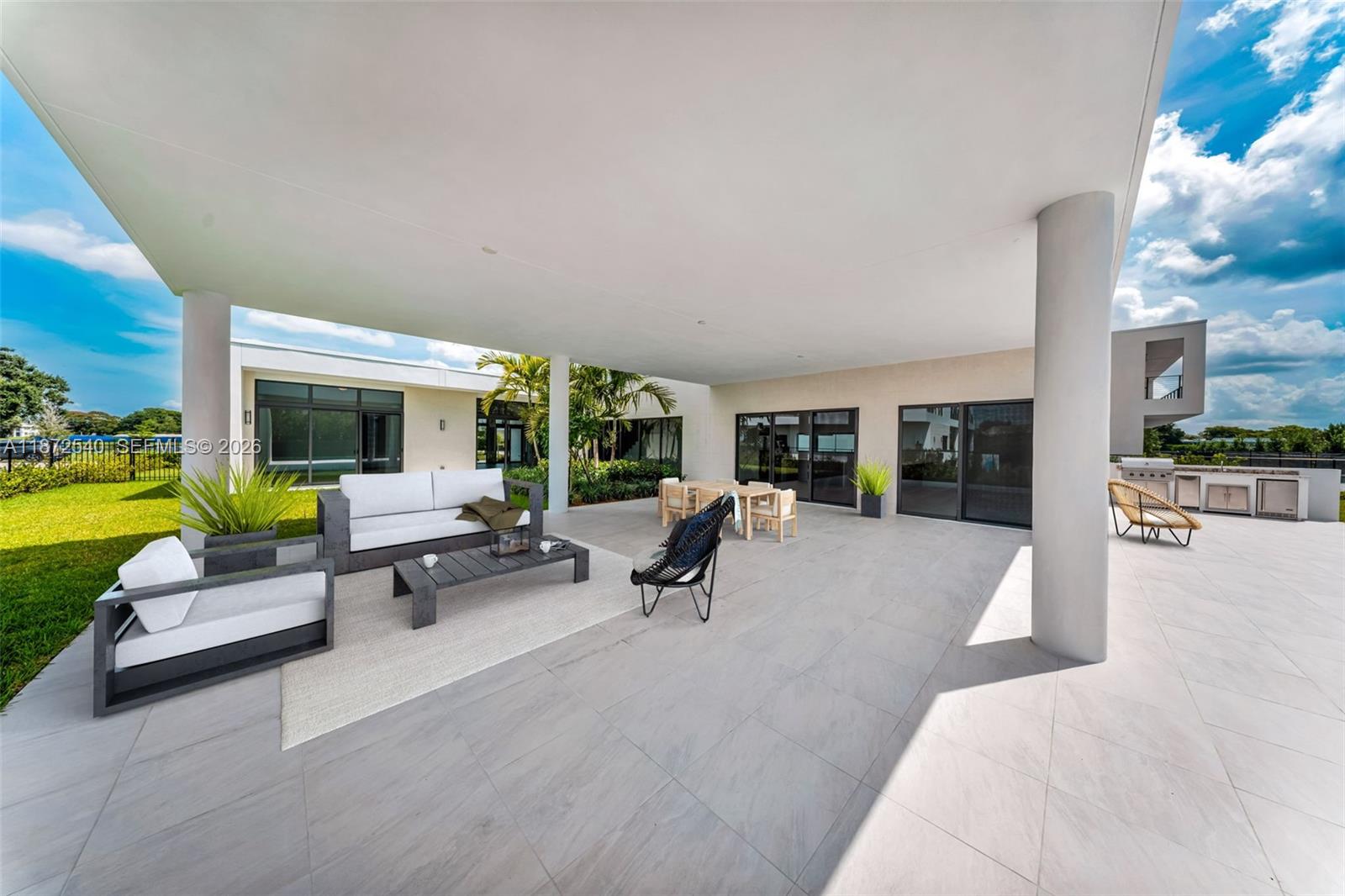 16740 N Botaniko Dr N, Weston FL 33326