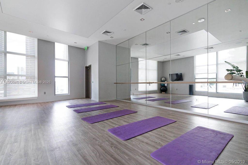 1100 S Miami Ave #2404, Miami FL 33130