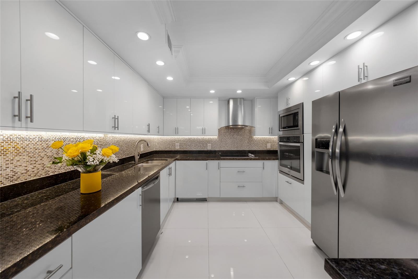 9801 Collins Ave #5Q, Bal Harbour FL 33154