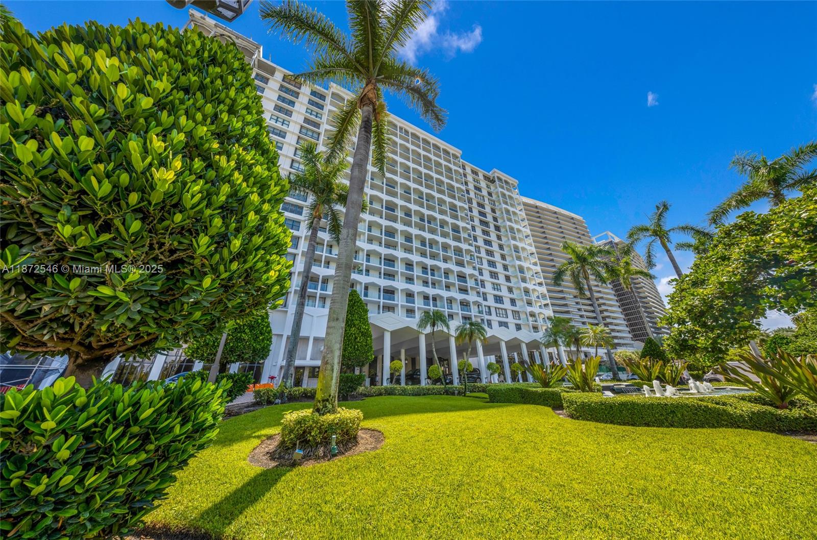 9801 Collins Ave #5Q, Bal Harbour FL 33154