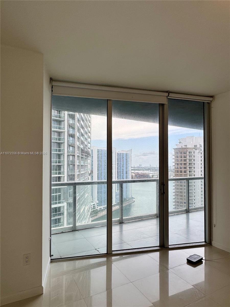 495 Brickell Ave #3106, Miami FL 33131