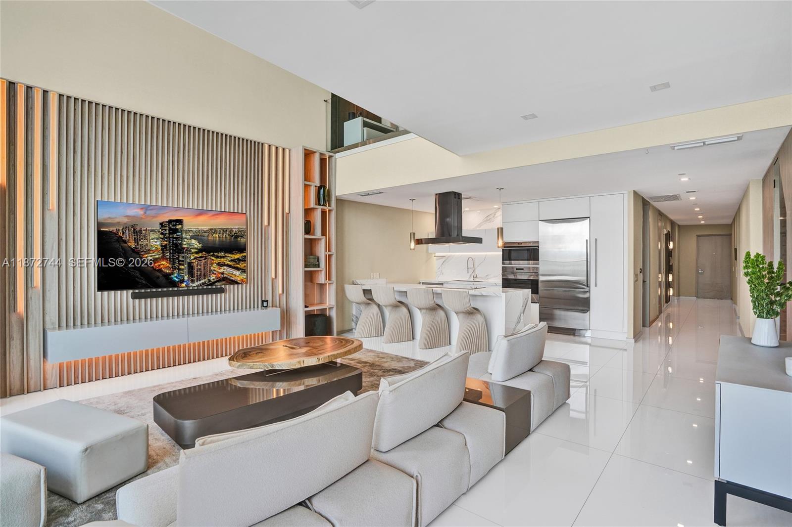 1100 Biscayne Blvd #6303, Miami FL 33132