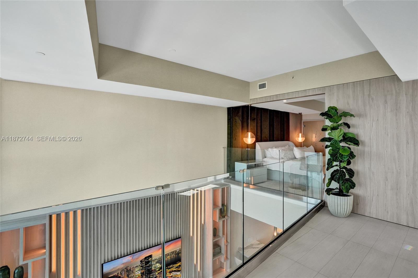 1100 Biscayne Blvd #6303, Miami FL 33132