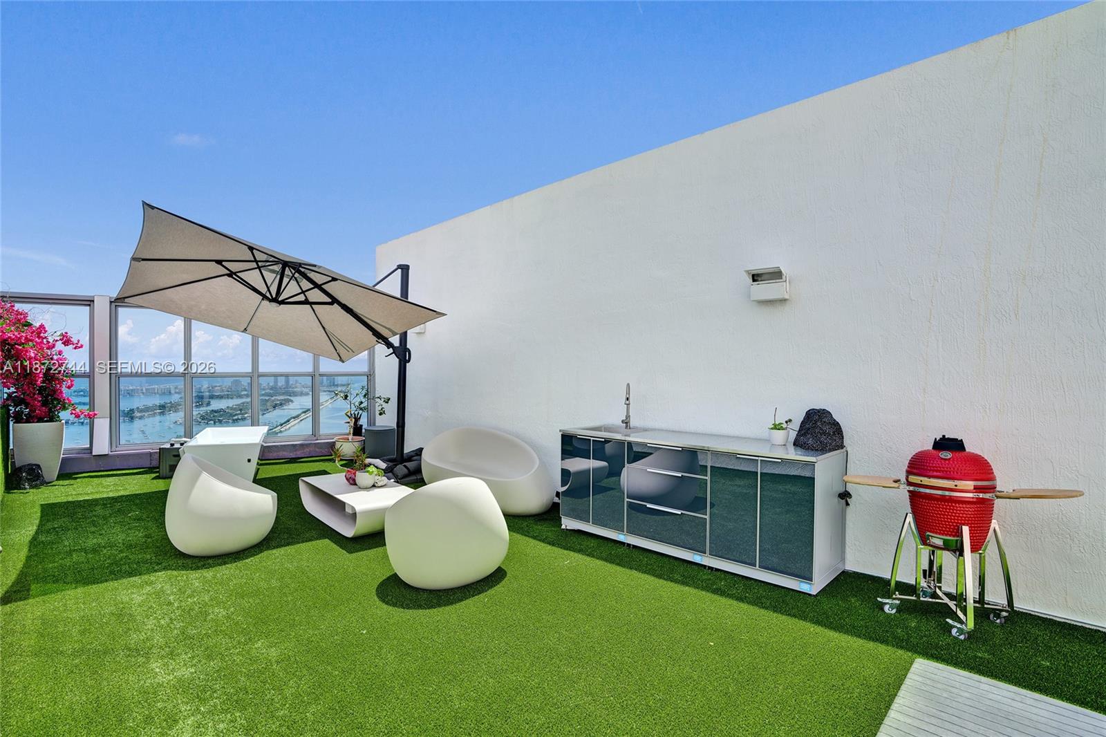 1100 Biscayne Blvd #6303, Miami FL 33132