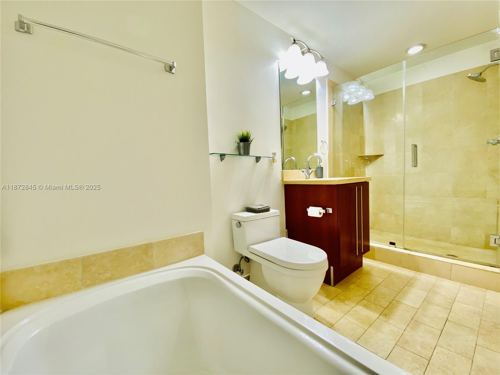 79 SW 12th St #3211-S, Miami FL 33130