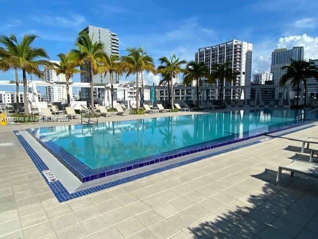 79 SW 12th St #3211-S, Miami FL 33130
