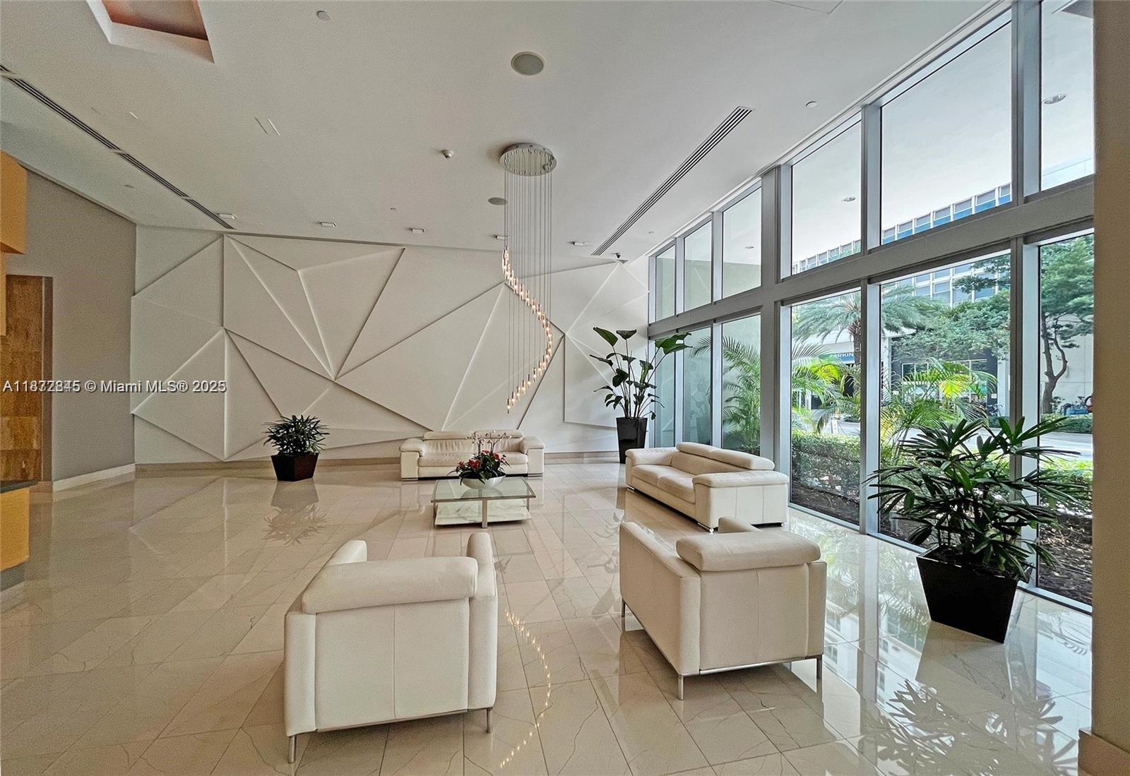 79 SW 12th St #3211-S, Miami FL 33130