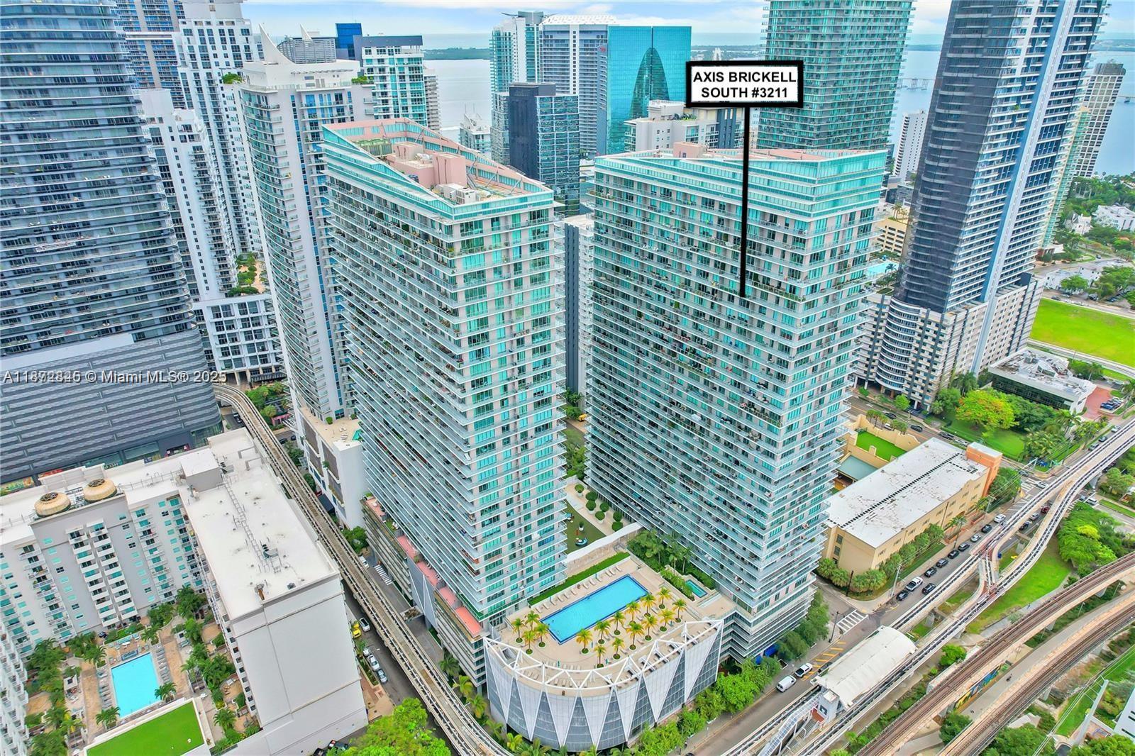 79 SW 12th St #3211-S, Miami FL 33130