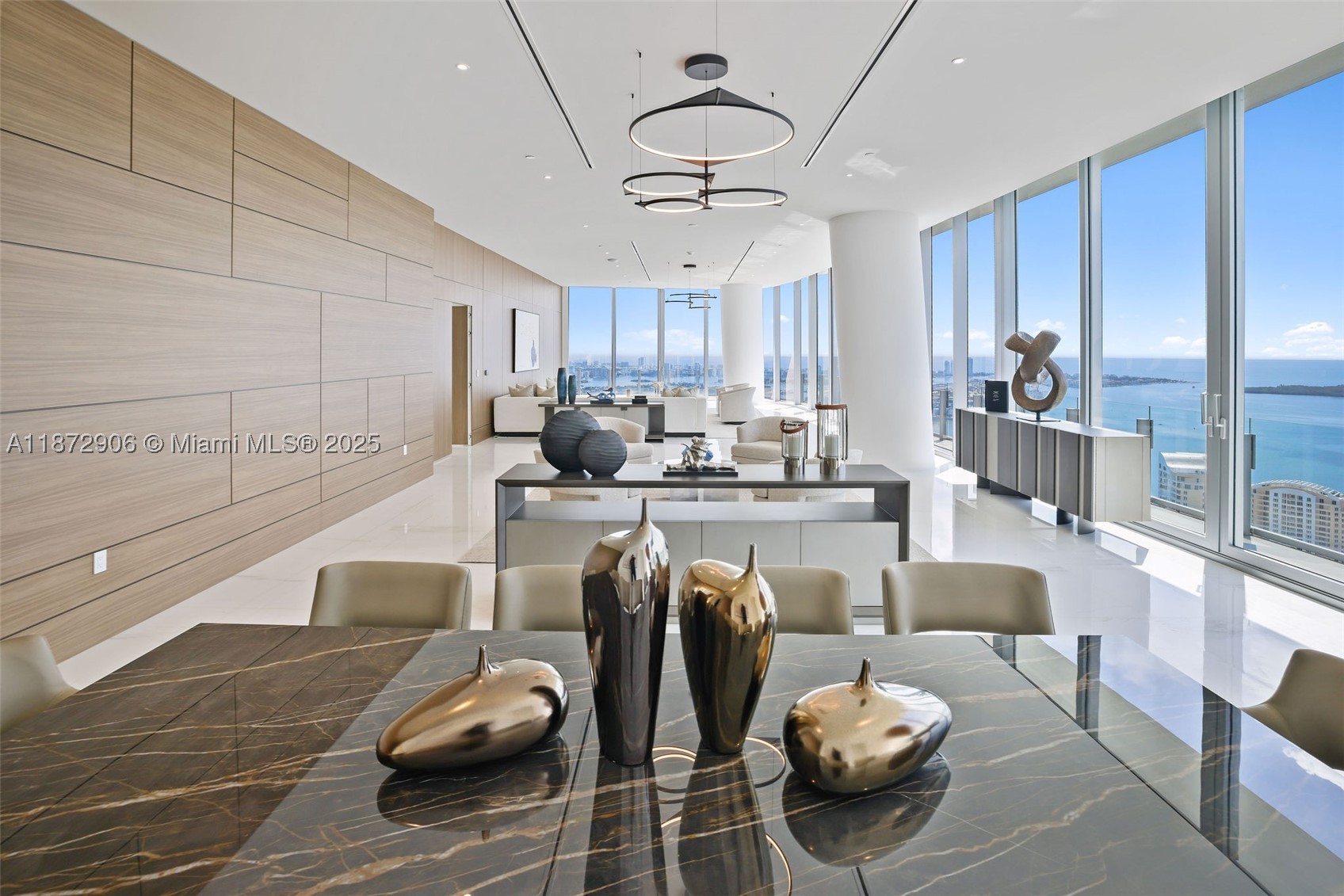 300 Biscayne Blvd Way #PH6001, Miami FL 33131
