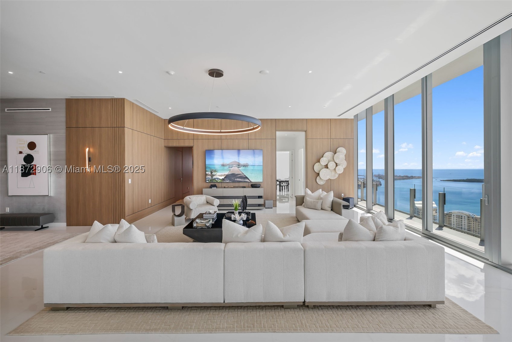 300 Biscayne Blvd Way #PH6001, Miami FL 33131