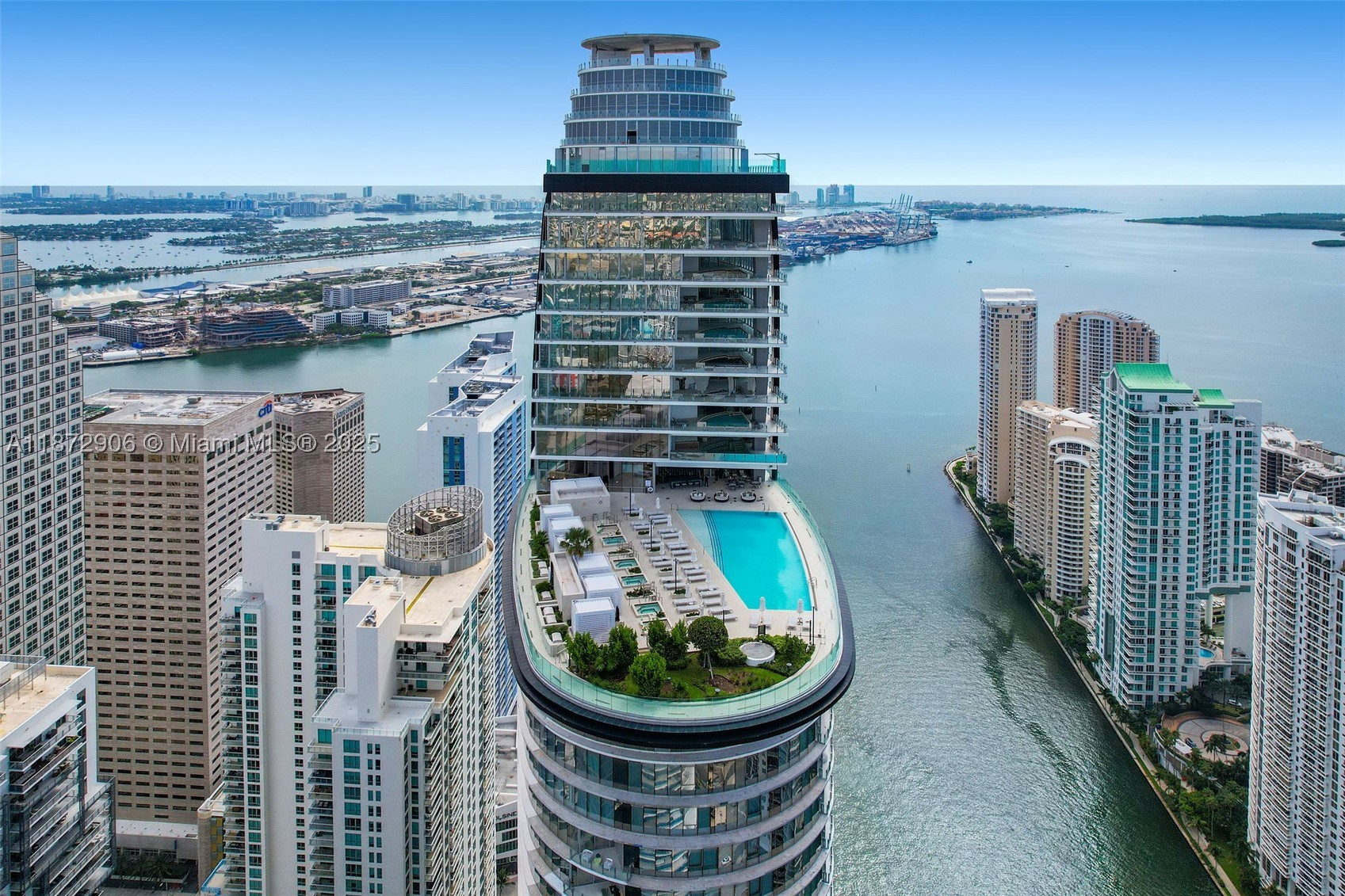 300 Biscayne Blvd Way #PH6001, Miami FL 33131