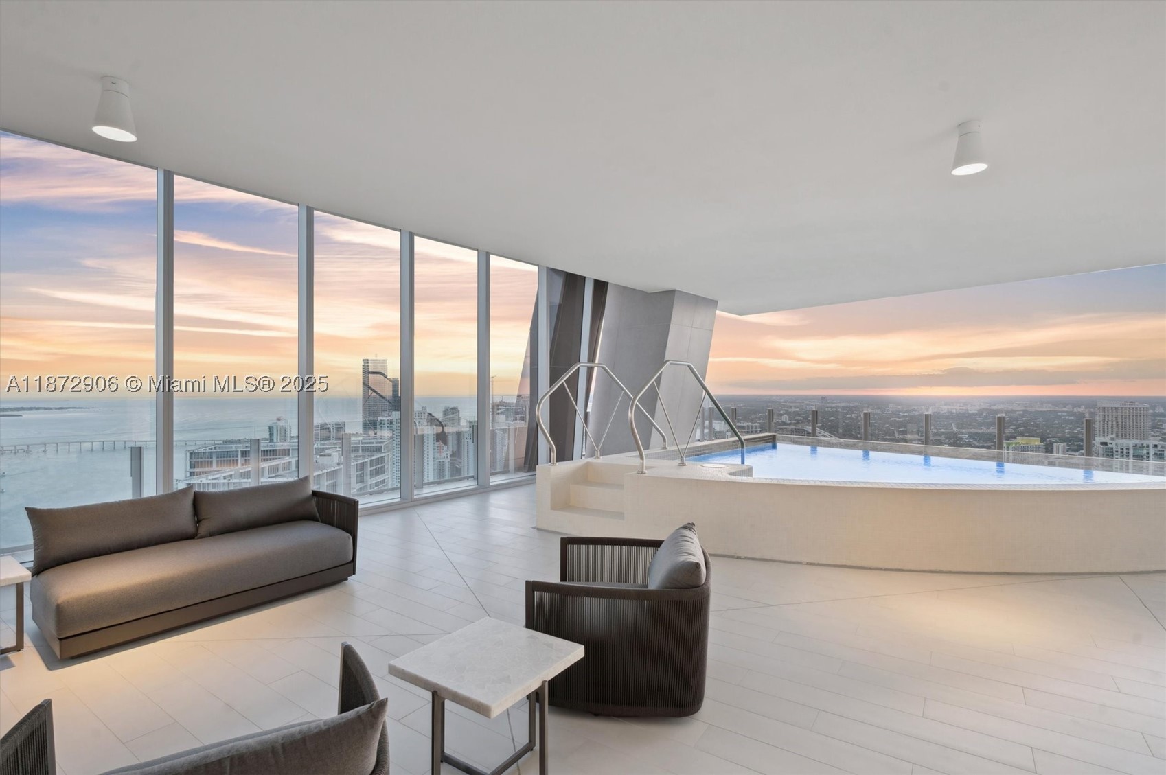 300 Biscayne Blvd Way #PH6001, Miami FL 33131
