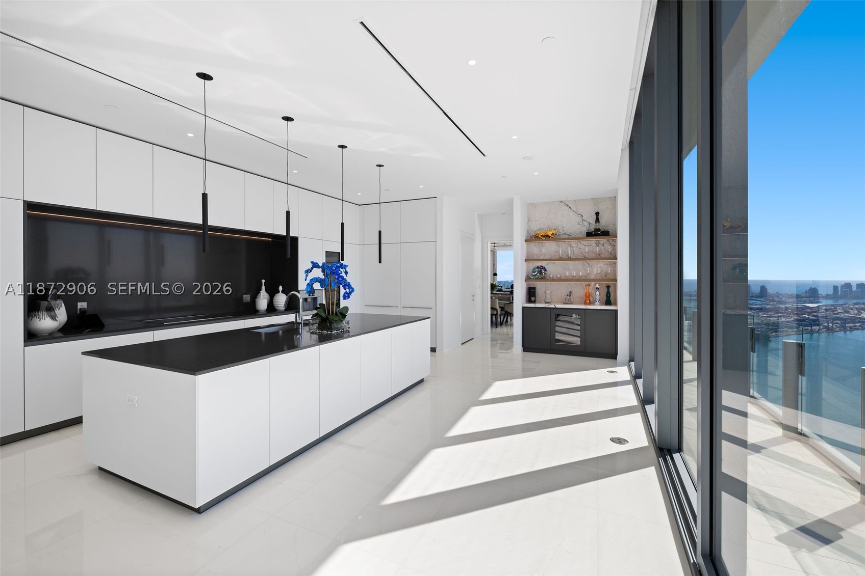 300 Biscayne Blvd Way #PH6001, Miami FL 33131