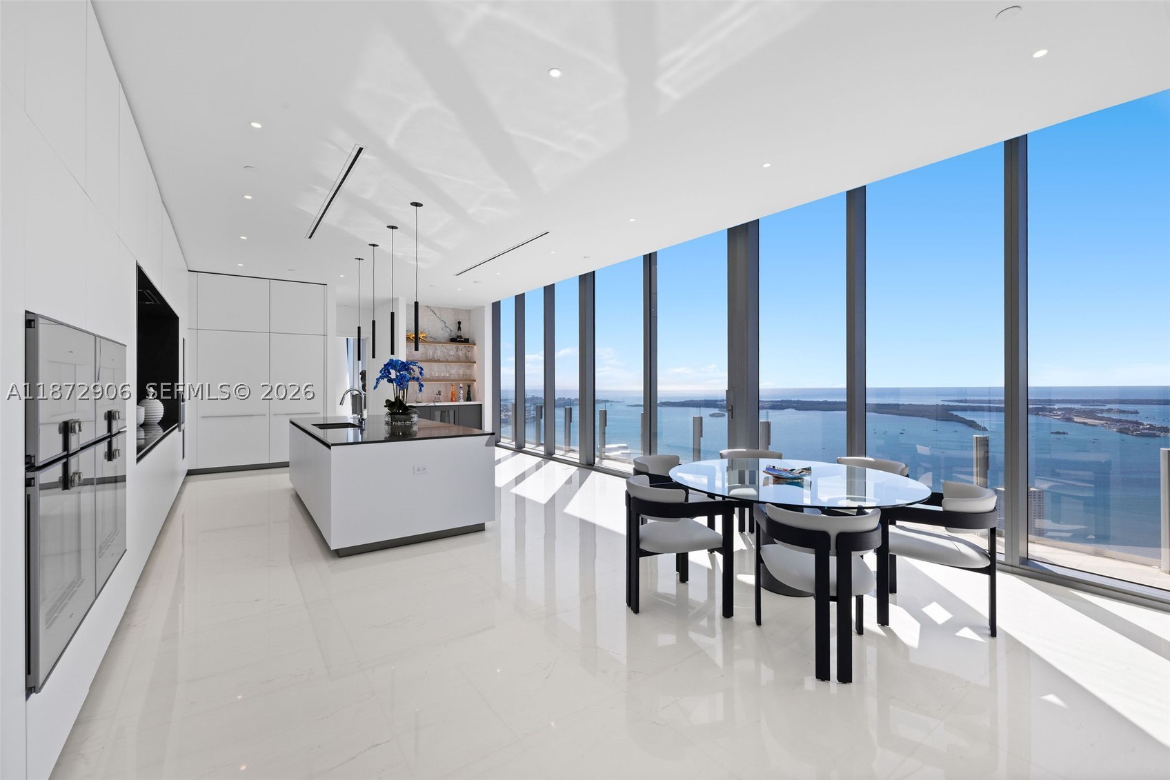 300 Biscayne Blvd Way #PH6001, Miami FL 33131
