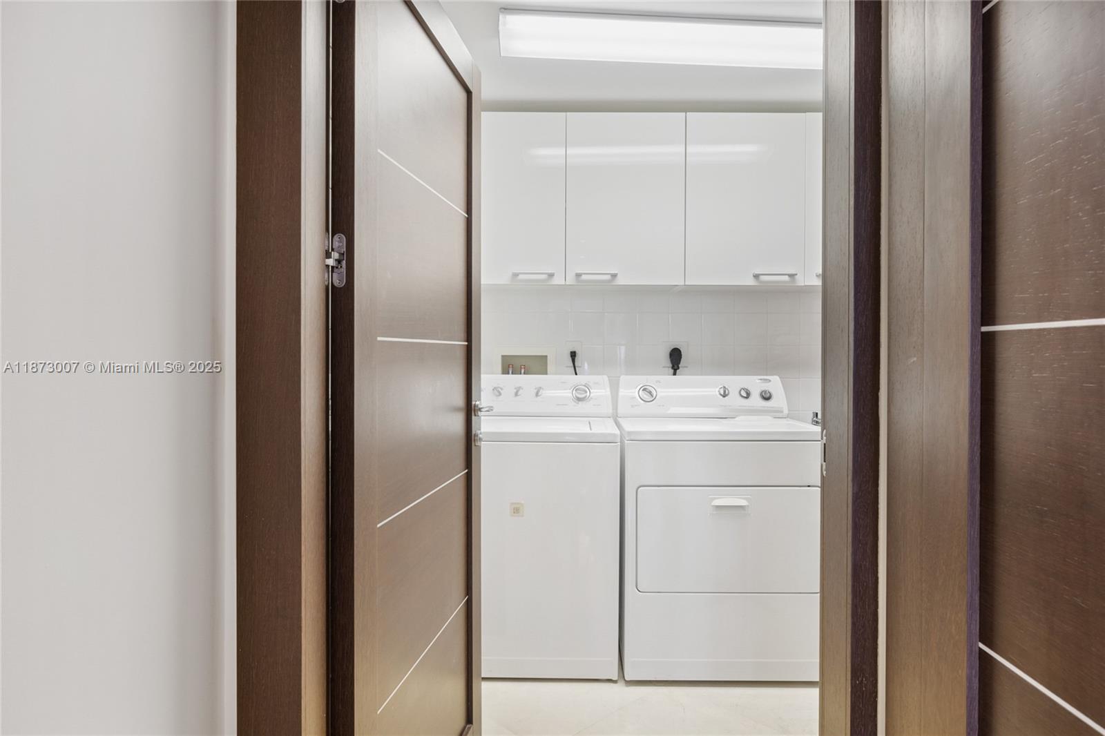 17201 Collins Ave #4107, Sunny Isles Beach FL 33160