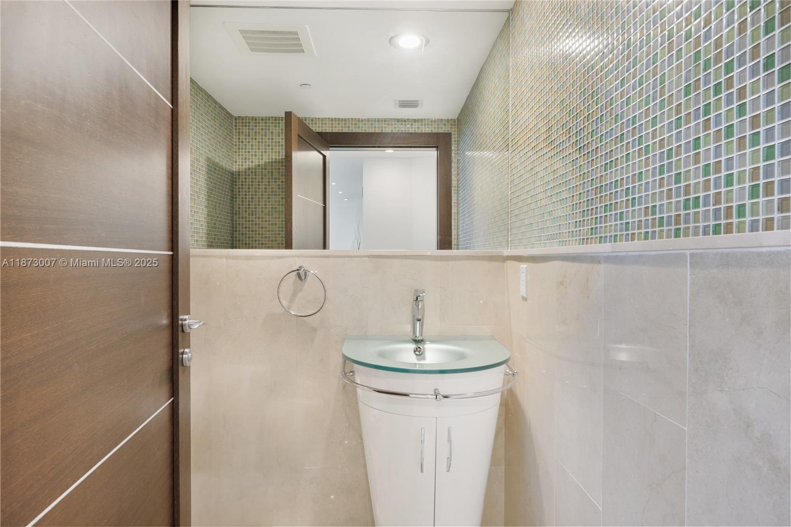 17201 Collins Ave #4107, Sunny Isles Beach FL 33160