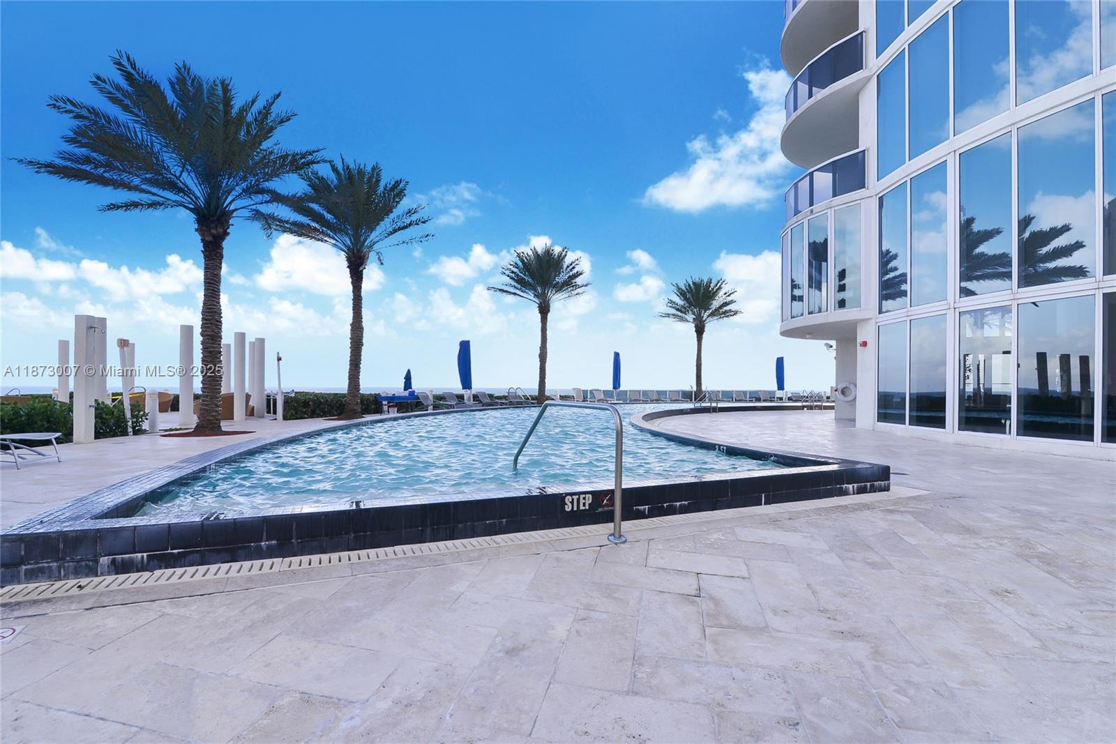 17201 Collins Ave #4107, Sunny Isles Beach FL 33160