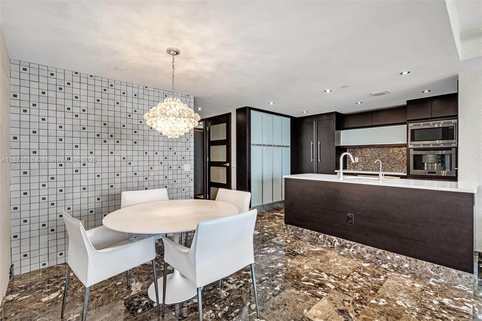 5875 Collins Ave #1503, Miami Beach FL 33140