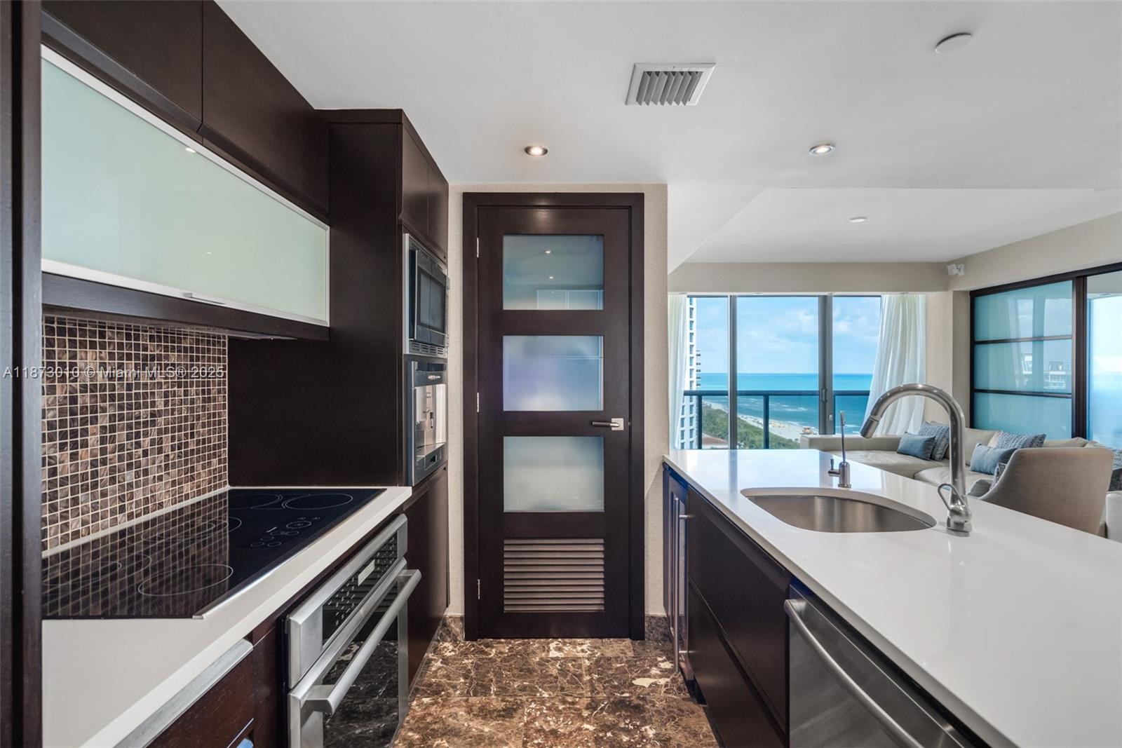 5875 Collins Ave #1503, Miami Beach FL 33140