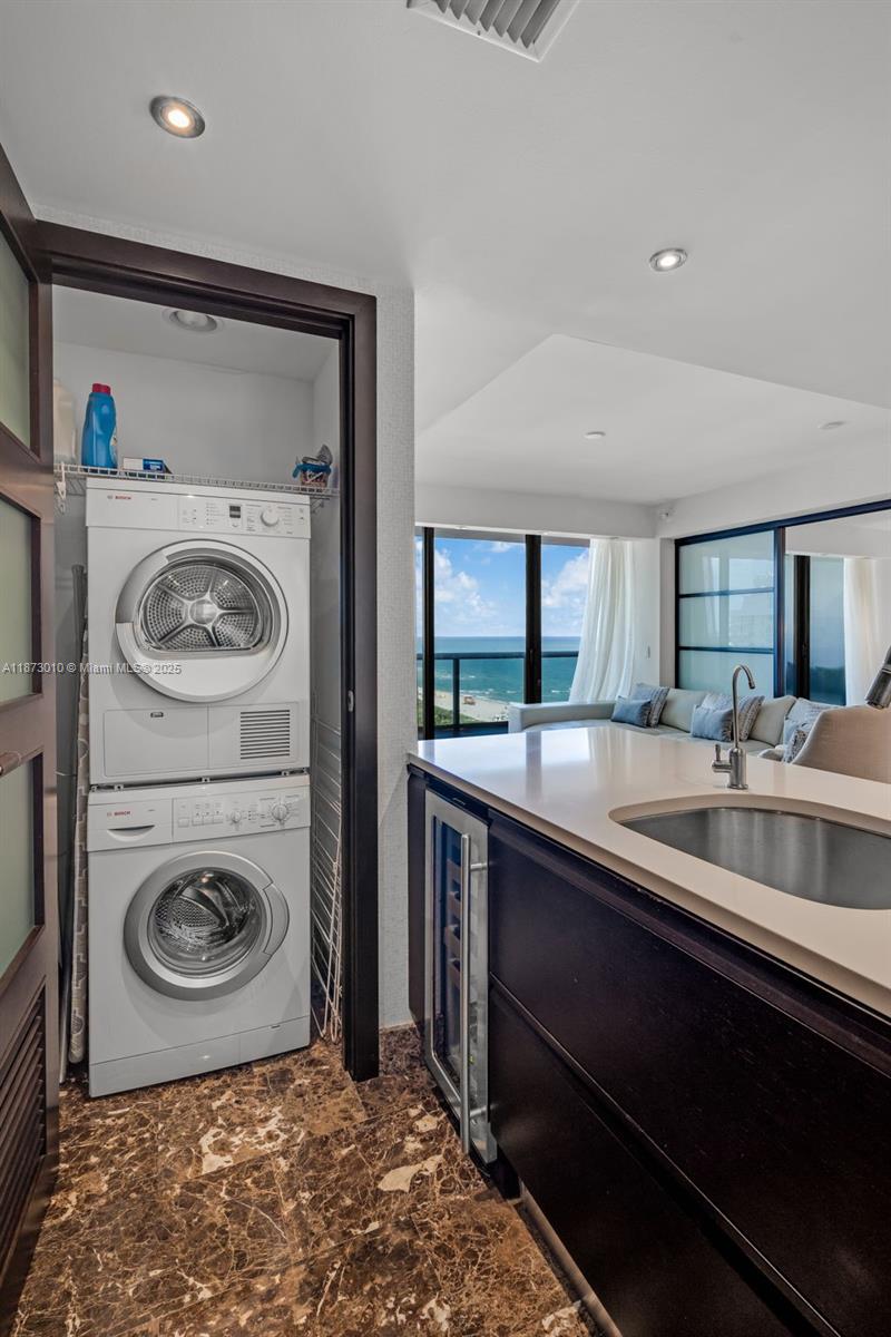 5875 Collins Ave #1503, Miami Beach FL 33140