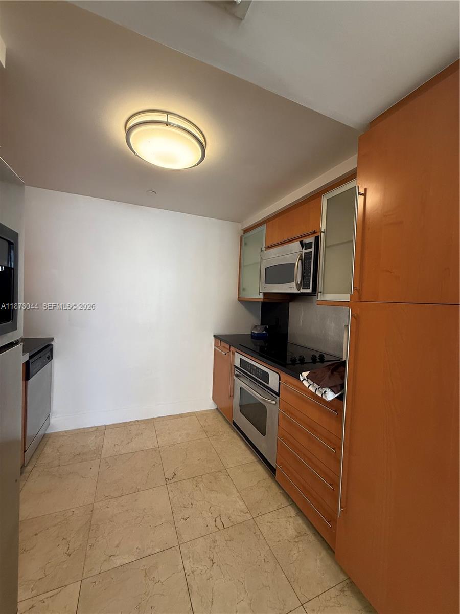 6365 Collins Ave #904, Miami Beach FL 33141