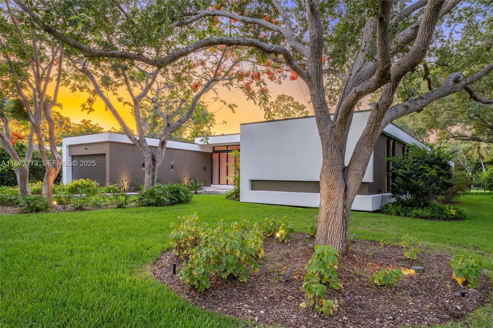 12100 SW 79th Ave, Pinecrest FL 33156