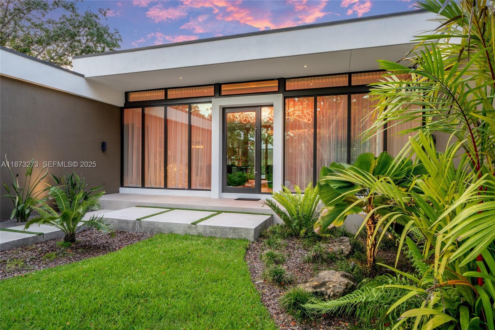 12100 SW 79th Ave, Pinecrest FL 33156