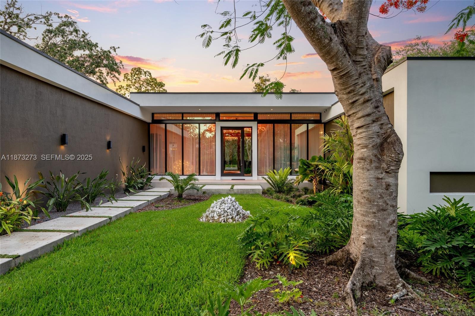 12100 SW 79th Ave, Pinecrest FL 33156