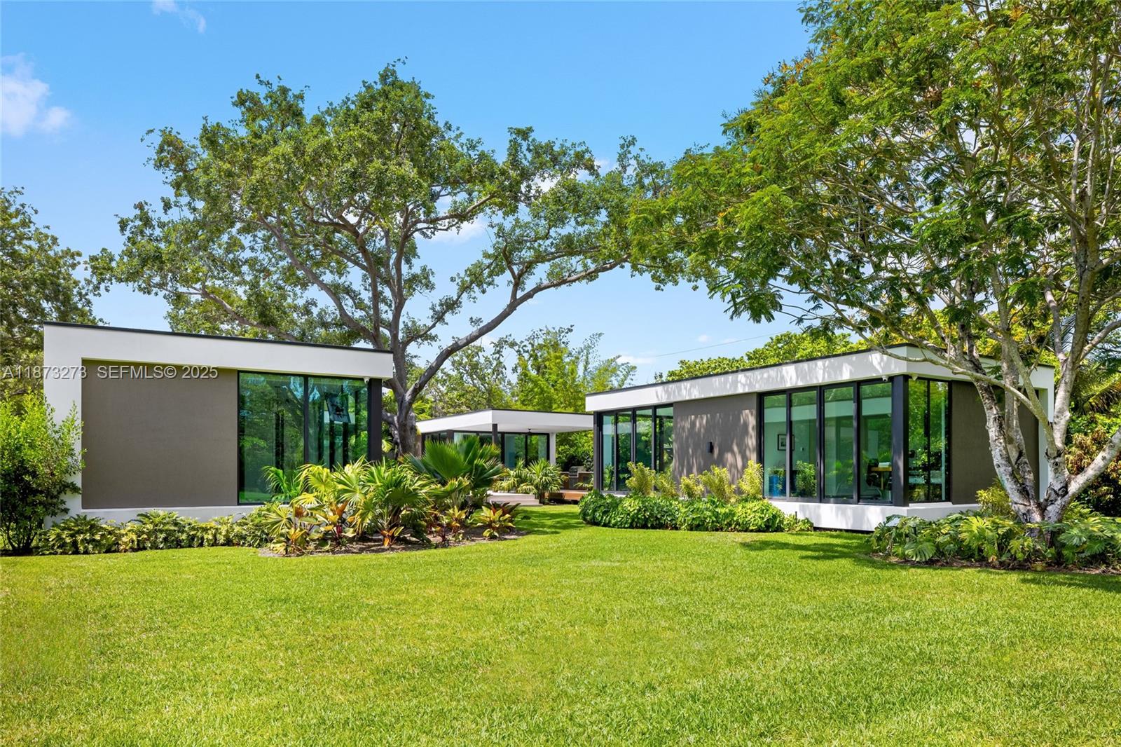 12100 SW 79th Ave, Pinecrest FL 33156