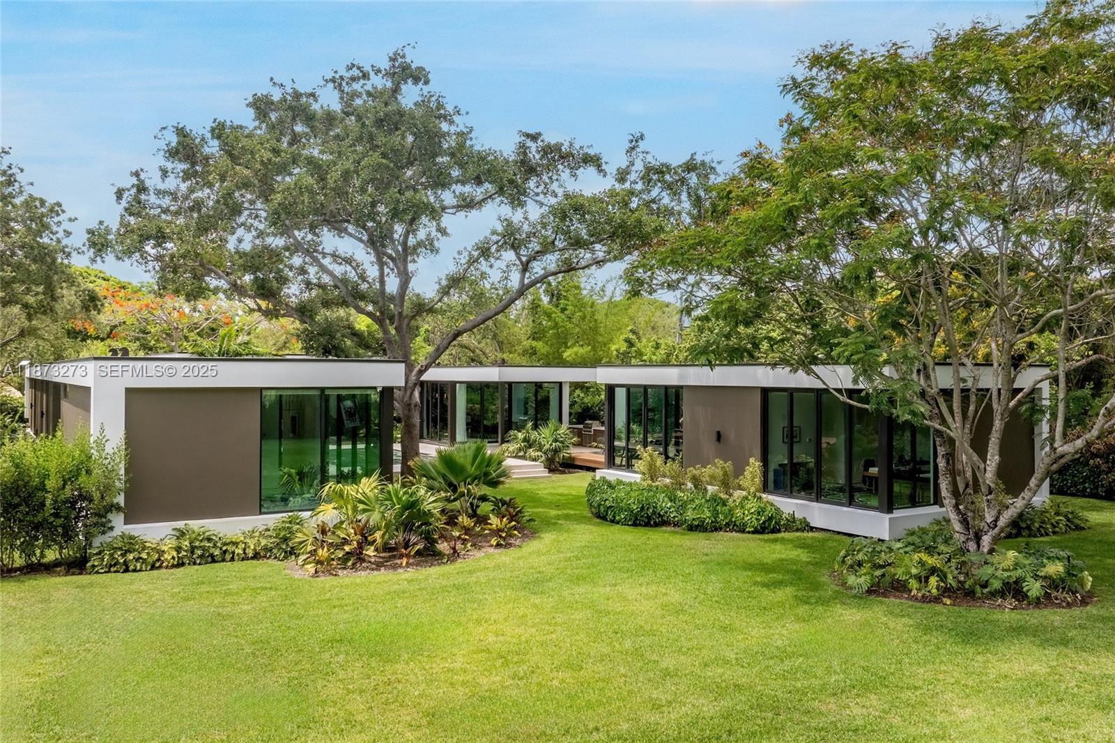 12100 SW 79th Ave, Pinecrest FL 33156