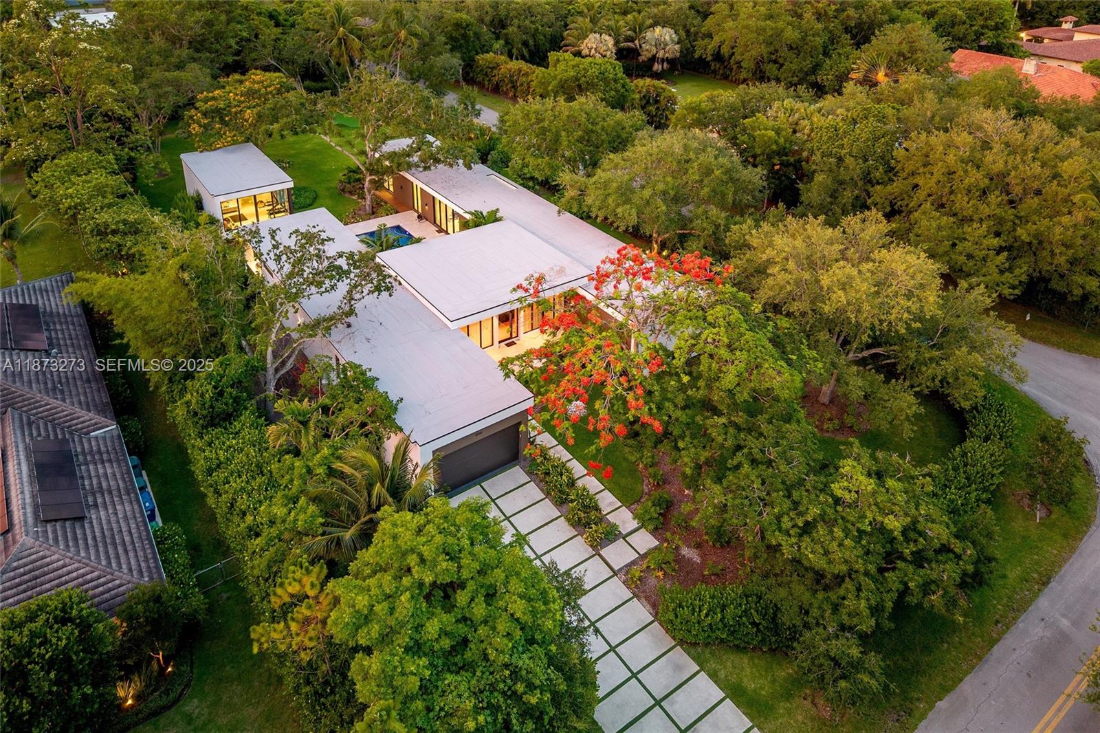 12100 SW 79th Ave, Pinecrest FL 33156