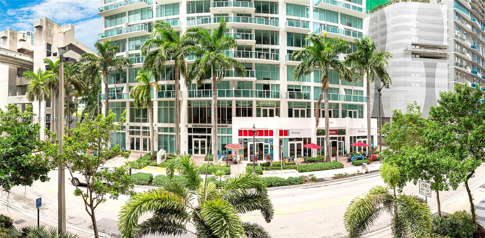 31 SE 6th St #304, Miami FL 33131