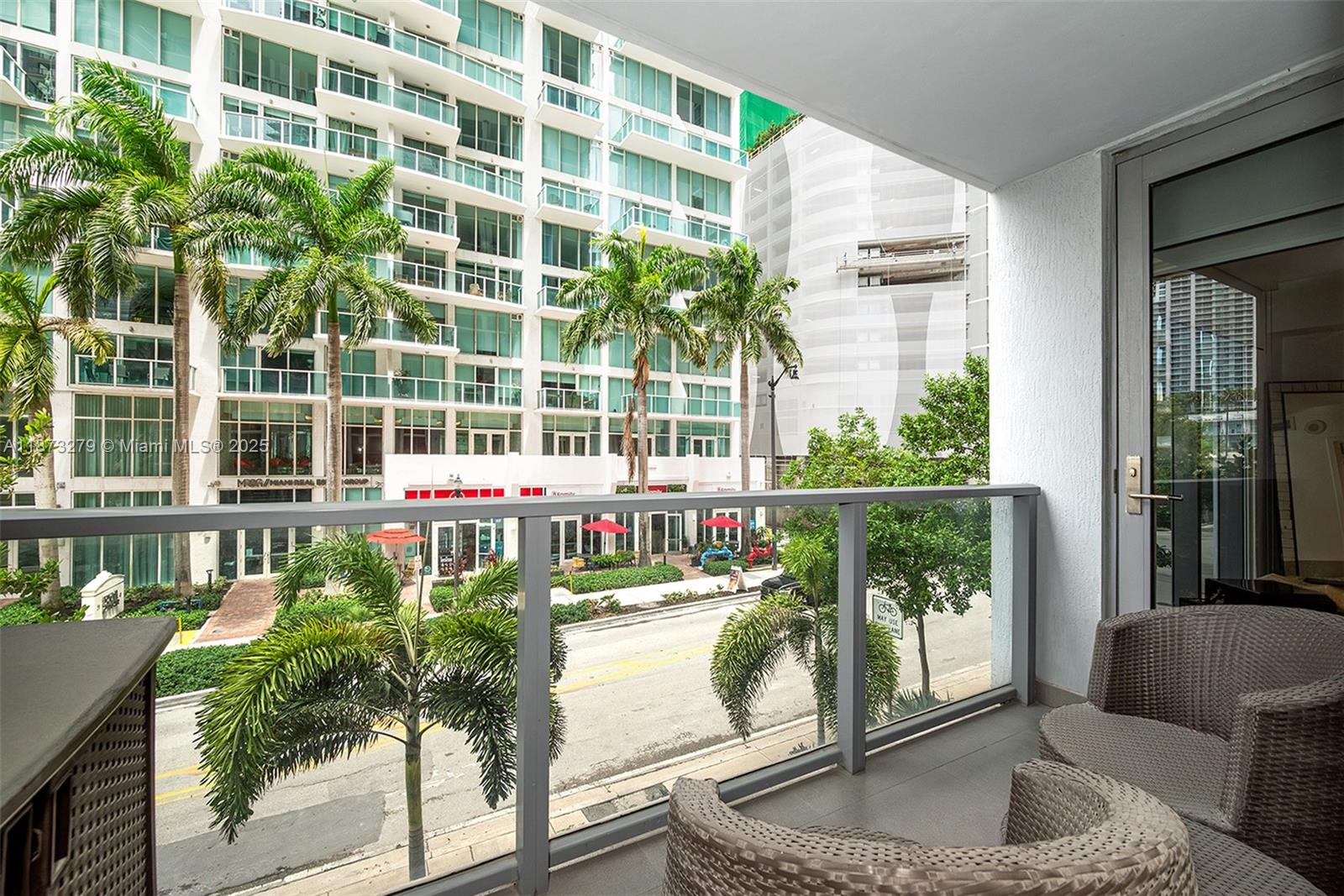 31 SE 6th St #304, Miami FL 33131