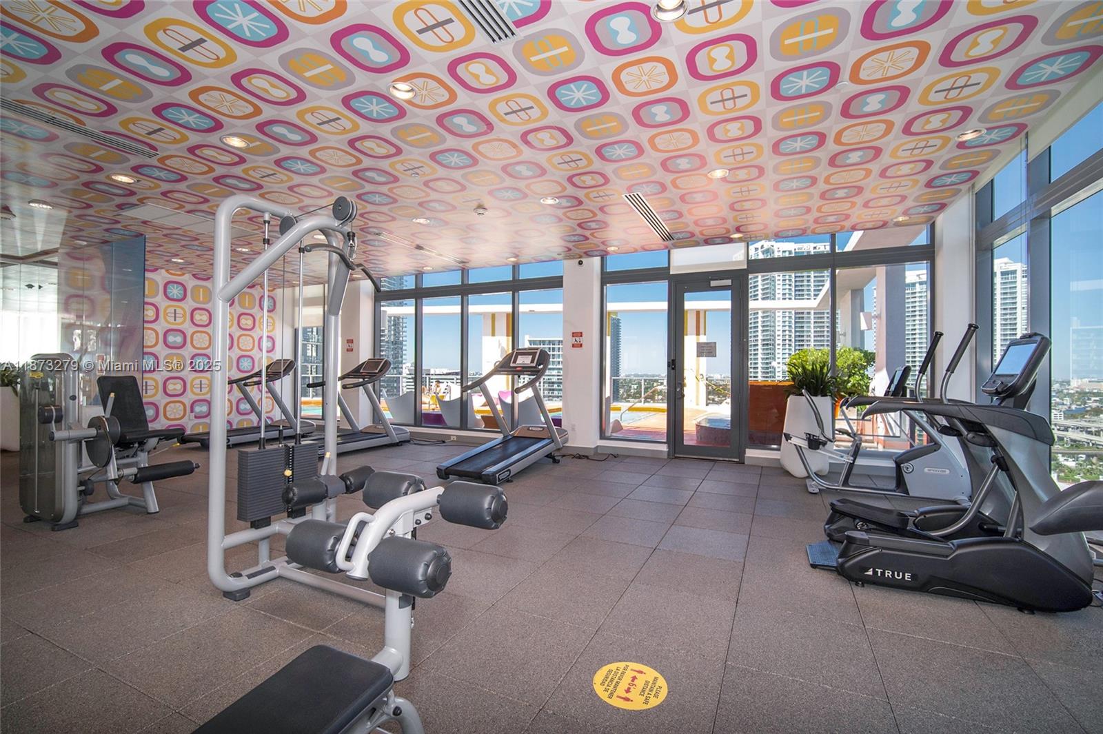 31 SE 6th St #304, Miami FL 33131