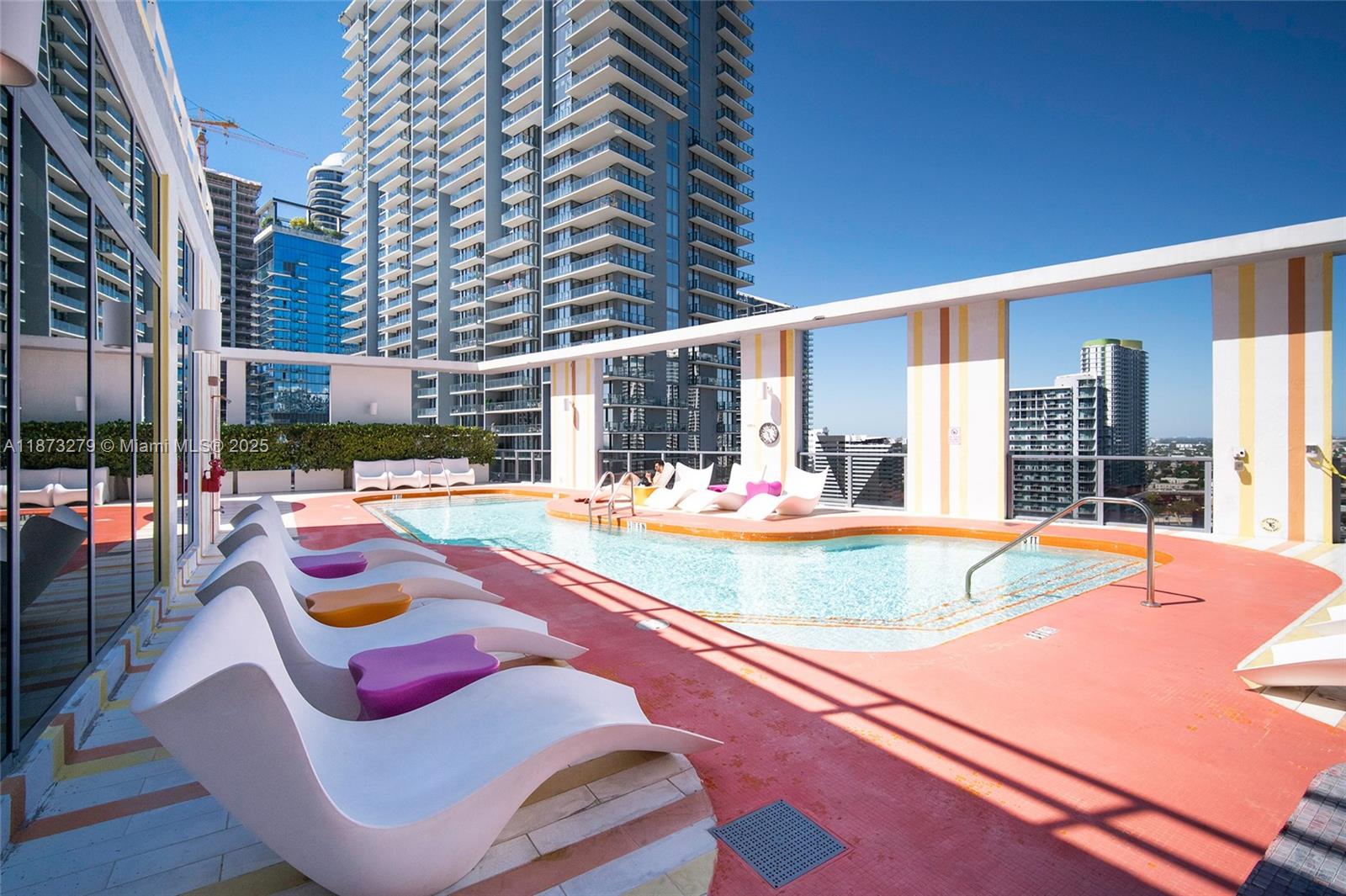 31 SE 6th St #304, Miami FL 33131